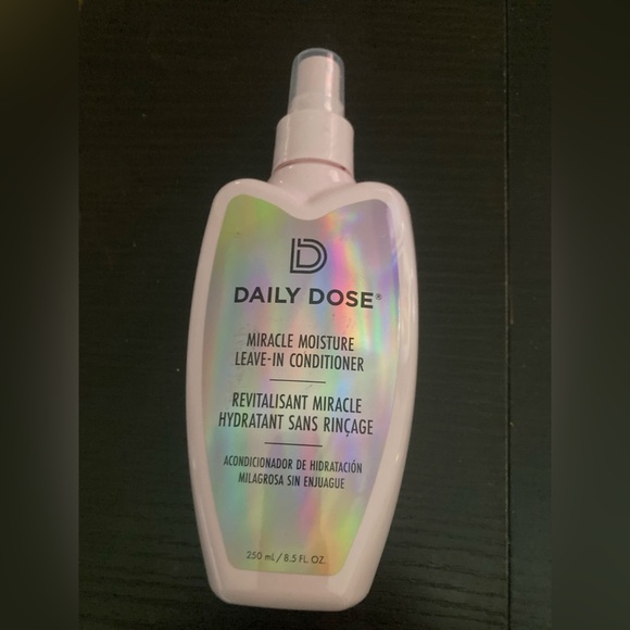 Daily Dose Miracle Moisture Leave-In Conditioner- 8.5 oz size.Cruelty free - Picture 1 of 2